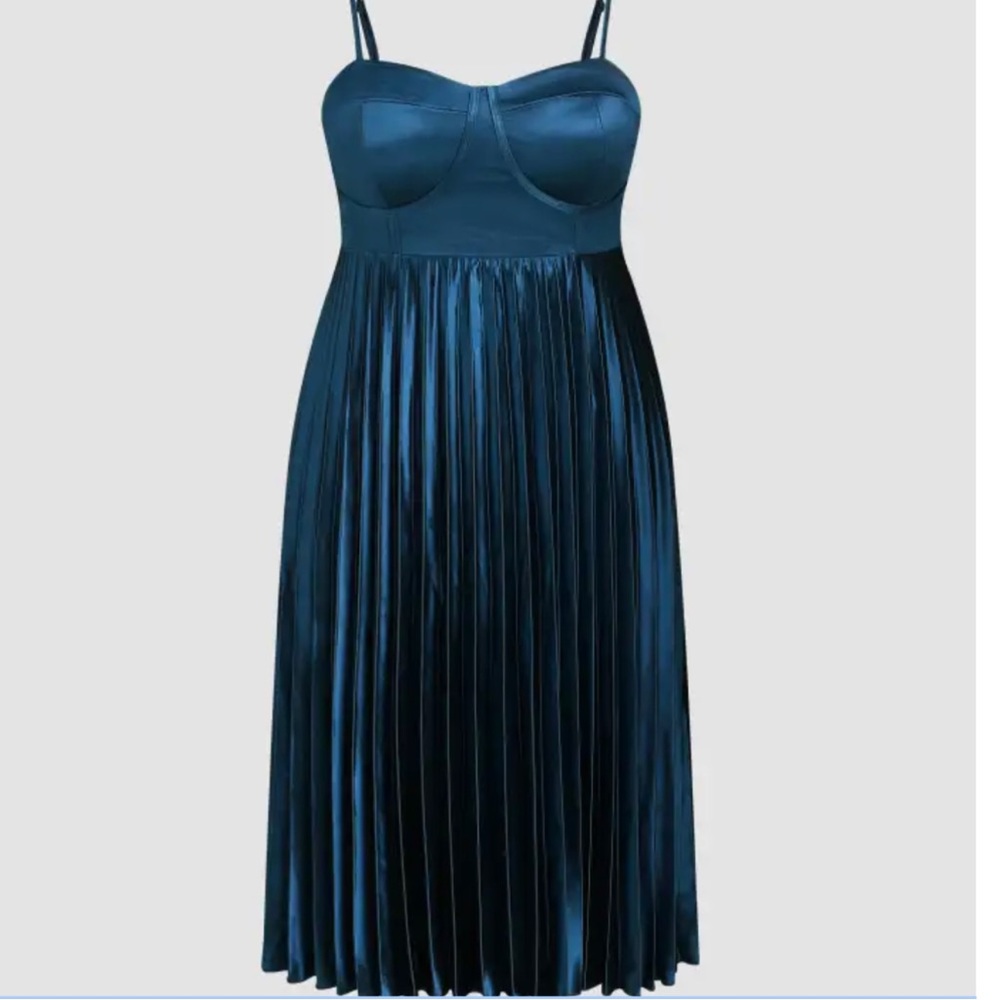 NEW Cider Curve Midi Dress